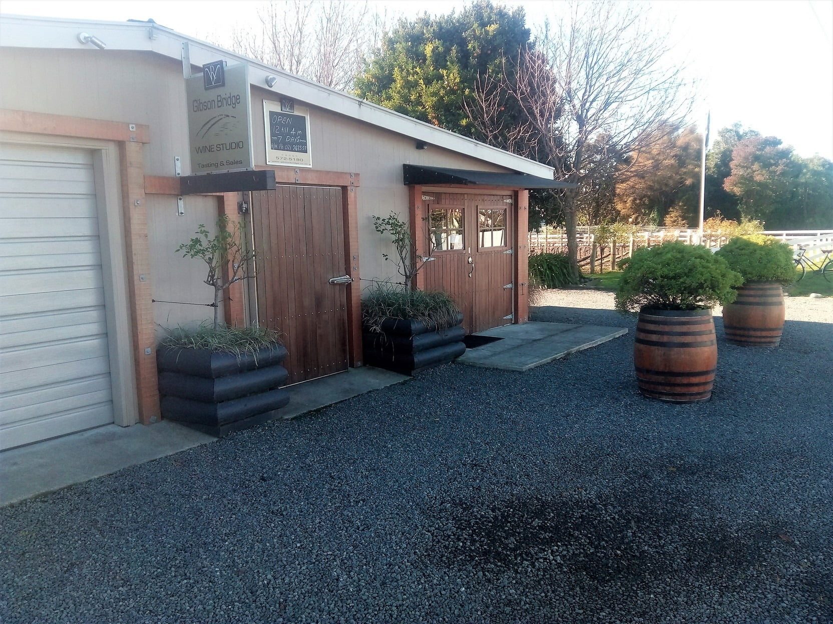 Gibson-Bridge-Winery-Cellar-Door-Marlborough-New-Zealand